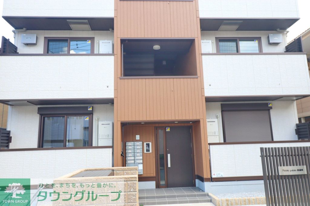 エントランス　外観
