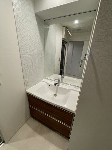洗面設備　使いやすい洗面所です