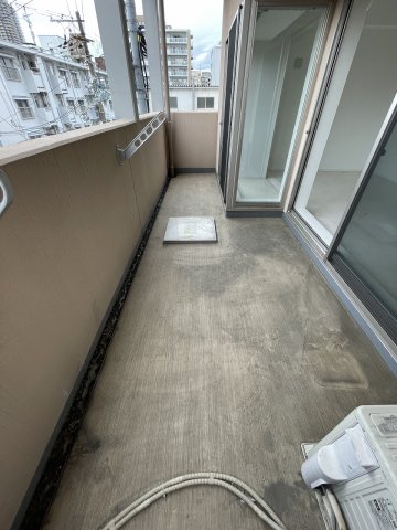 バルコニー　お洗濯にも便利なバルコニー付き
