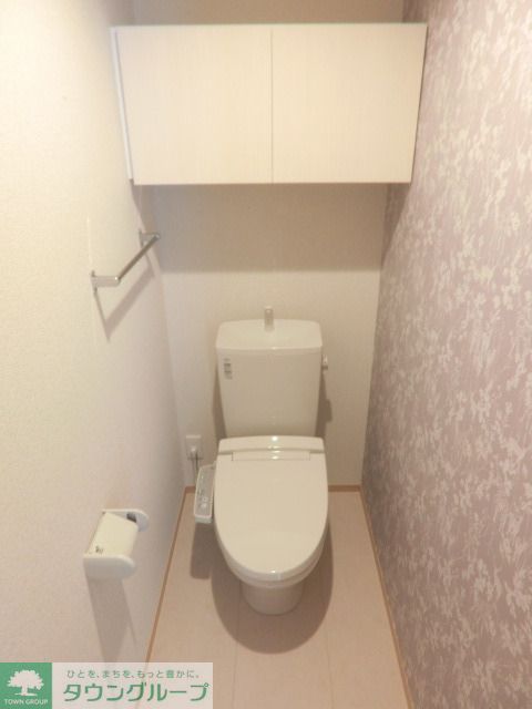トイレ　ウォシュレット完備です。