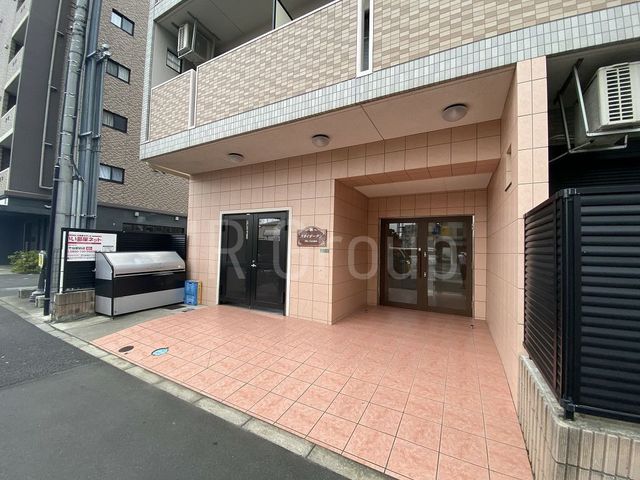 エントランス　オートロック完備