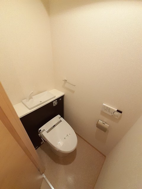 トイレ　別室参照
