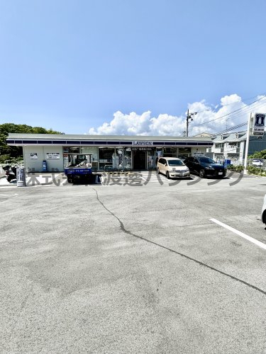 コンビニ　ローソン豊中服部緑地北店（コンビニ）まで792m
