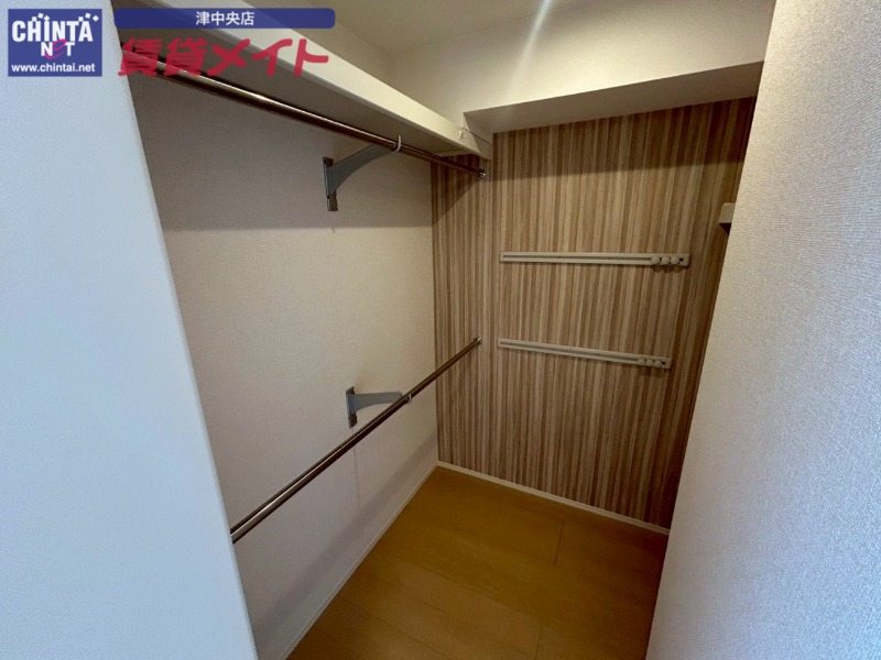 収納　別部屋同型タイプ