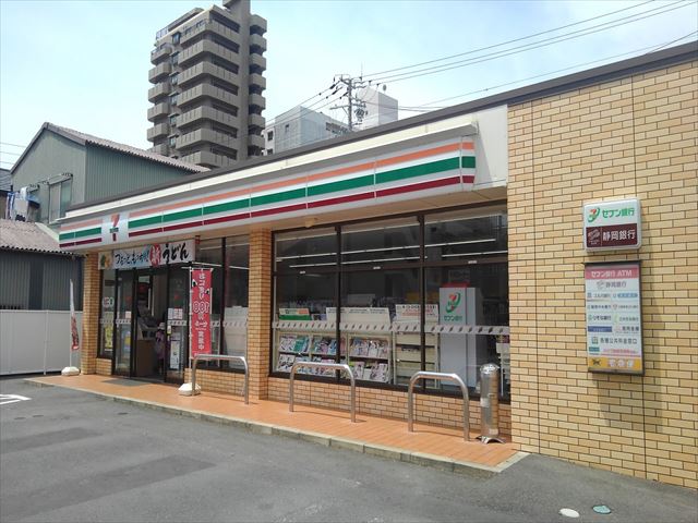 コンビニ　セブンイレブン　浜松山下町店（コンビニ）まで200m