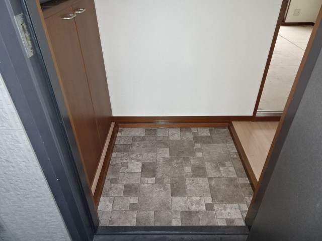 玄関　参考写真