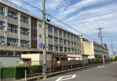 中学校　陽南中学校（中学校）まで201m