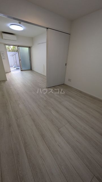 アイルグランデ大田の居間写真