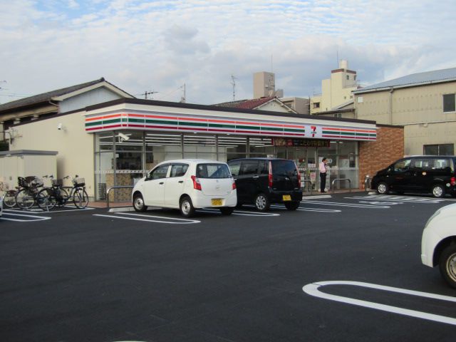 コンビニ　セブンイレブン 大阪西今川1丁目店（コンビニ）まで324m