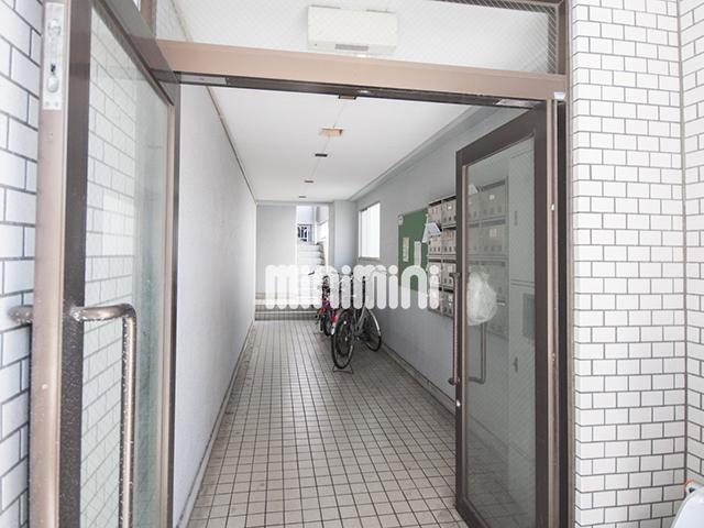 エントランス　マンションの入口