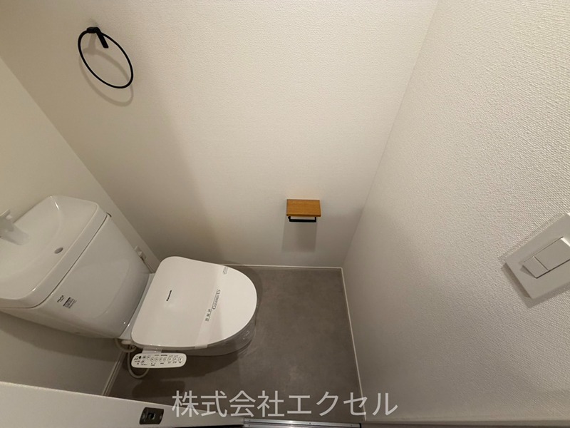 トイレ　同建物の別部屋の写真
