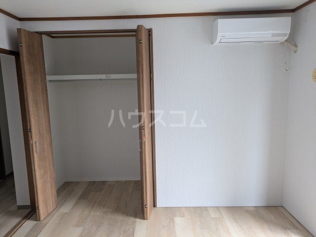 ＪＲ東海道本線 静岡駅 バス乗車時間：17分 最寄りバス停で下車 徒歩3分 3階建 築32年の内装写真