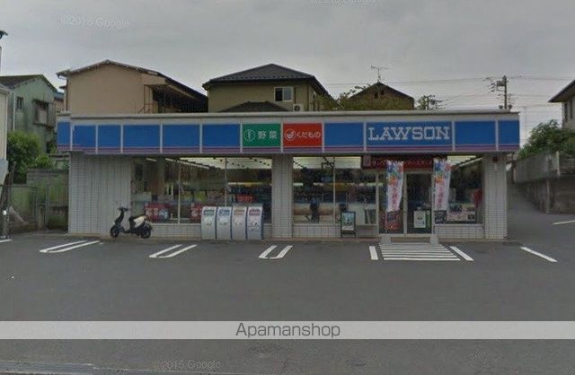 コンビニ　ローソン（コンビニ）まで1749m