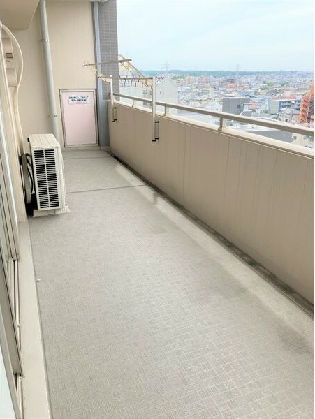 バルコニー