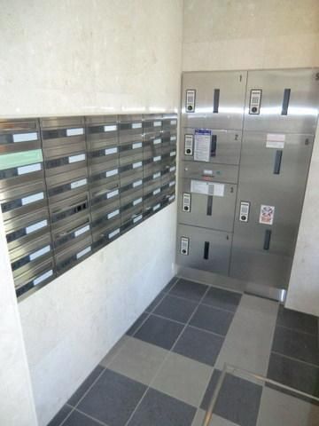 その他共有部分　メールボックス、宅配ボックス完備