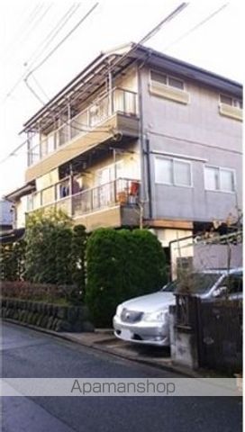 クリスタルハイツIIIの外観写真