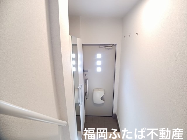 ベルフラワー博多の玄関写真