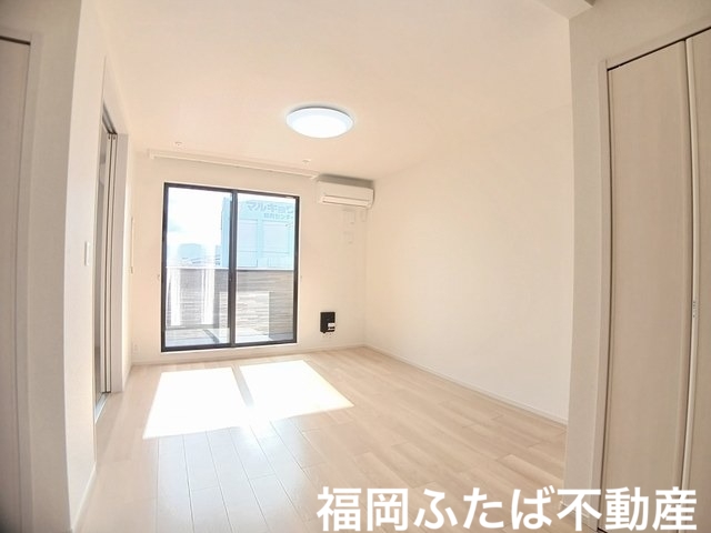 ベルフラワー博多の居間写真