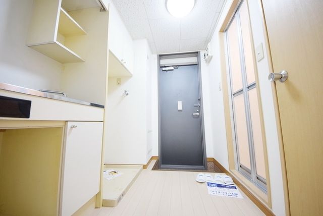 玄関　★お問い合わせはタウンハウジングまで★