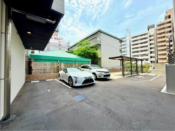 駐車場　駐車場です