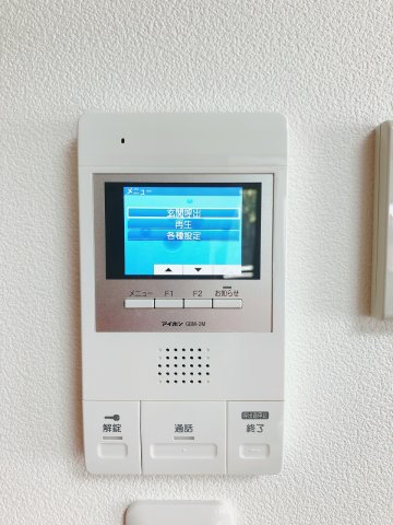 セキュリティ　エントランスの来客者が分かる防犯設備カラーTVモニターホン