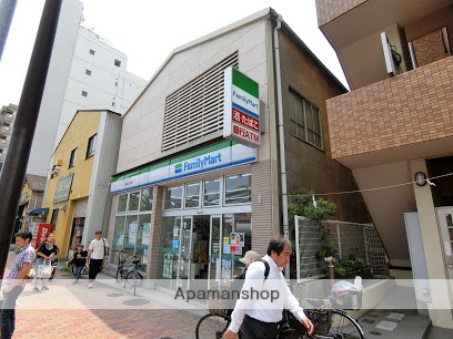 コンビニ　ファミリーマート 羽田四丁目店（コンビニ）まで250m