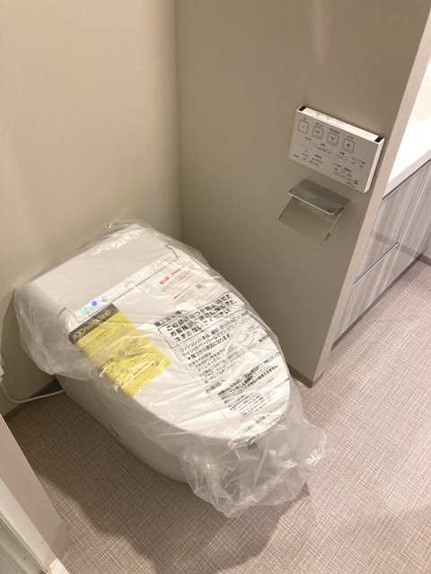 トイレ　※写真は同タイプ住戸です。