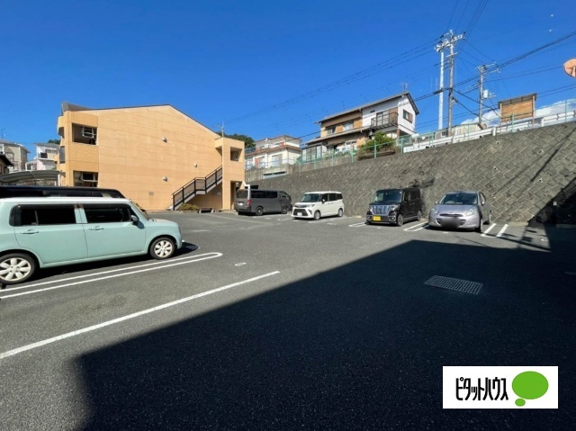 駐車場　外観写真（昼）