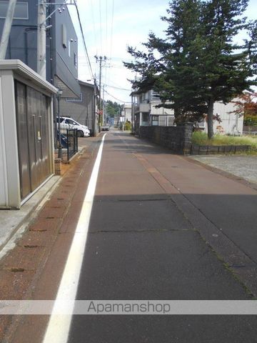 その他　前面道路（その他）まで0m