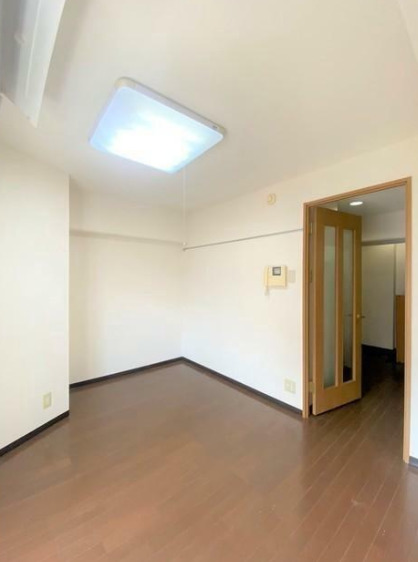 その他部屋・スペース　リビングを別角度から