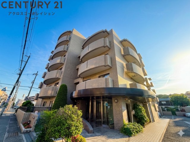 建物外観　オートロック付きで安心です！