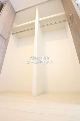 収納　クローゼット付きでお部屋もスッキリ♪