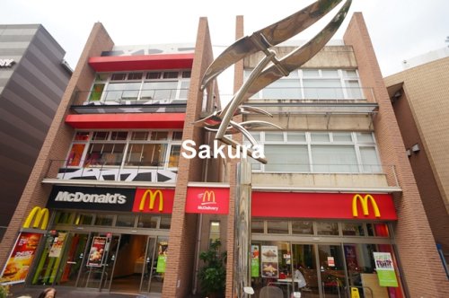 飲食店　マクドナルド伊勢佐木町店（飲食店）まで654m