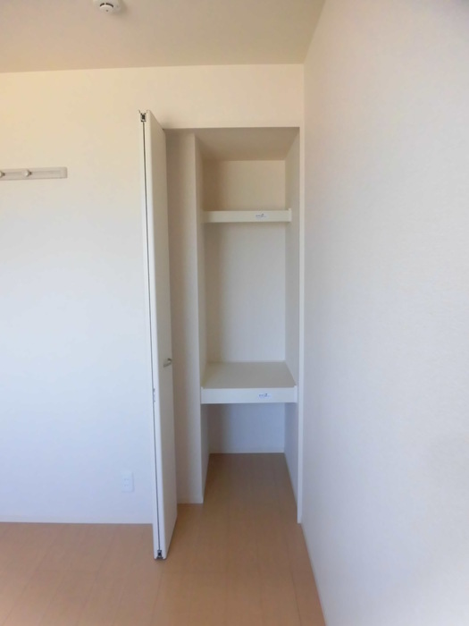 その他　大きなものも収納できそうです