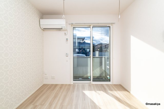 居室・リビング　写真は同じ大和ハウス施工の参考写真です。色・仕様は異なります