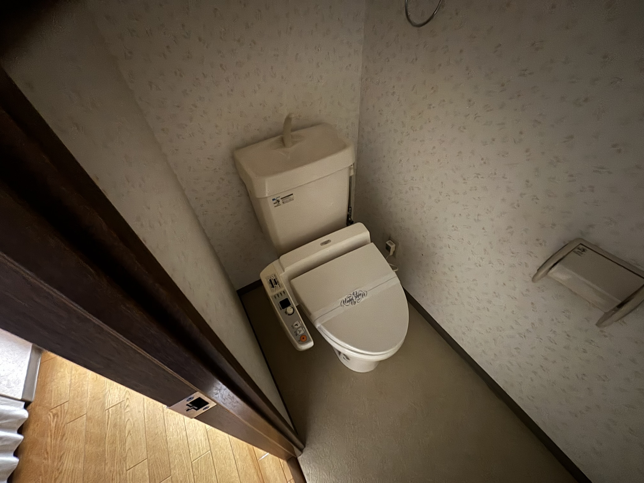 ＪＲ仙石線 陸前原ノ町駅 徒歩7分 3階建 築26年のトイレ写真
