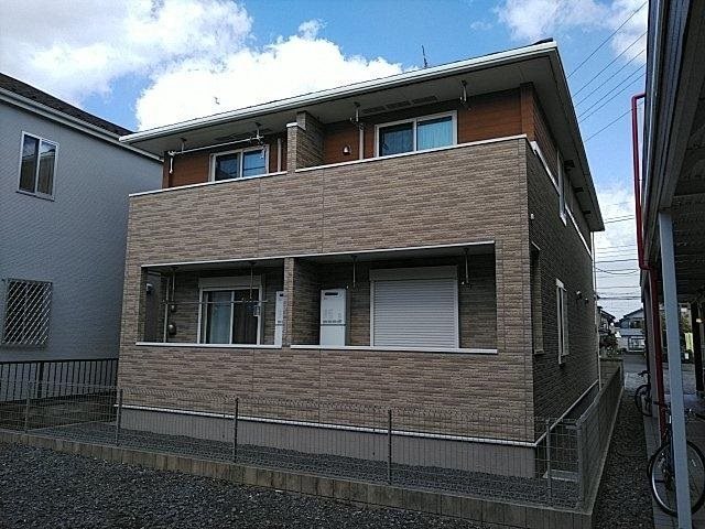 建物外観　プチエトワール のご紹介は住まいの窓口　アソシエへお任せ下さ