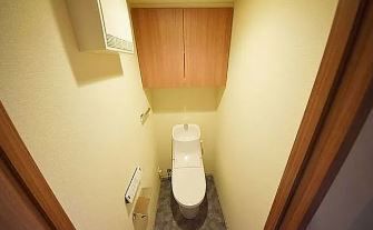 トイレ　（別タイプ参考写真）ヴァースクレイシア赤羽　北区 赤羽2