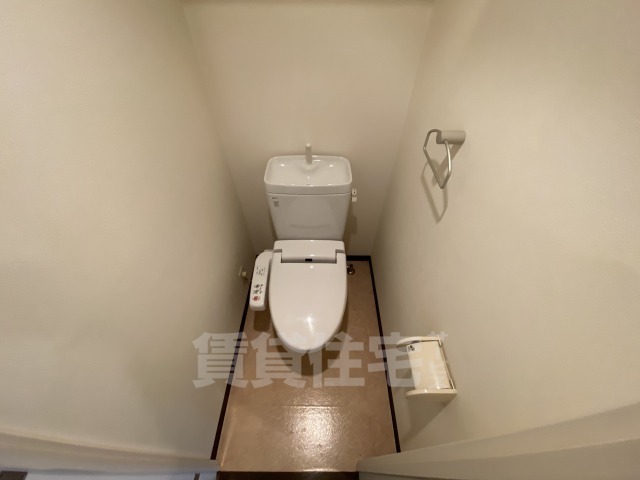 エステムプラザ京都烏丸五条のトイレ写真