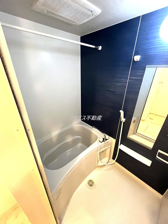 プロムナードIの風呂写真