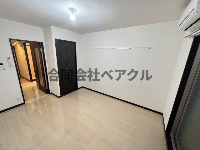 その他部屋・スペース　落ち着いて過ごせるお部屋なので、寝室にいかがでしょうか