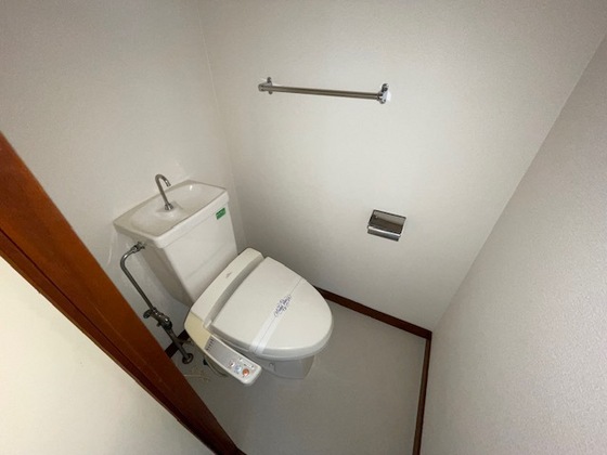 トイレ　※別部屋の写真です