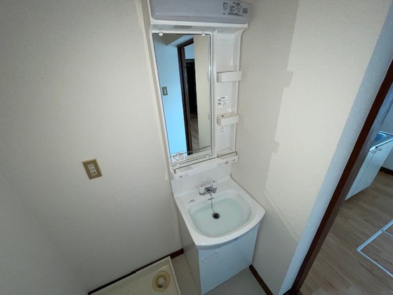 洗面設備　※別部屋の写真です