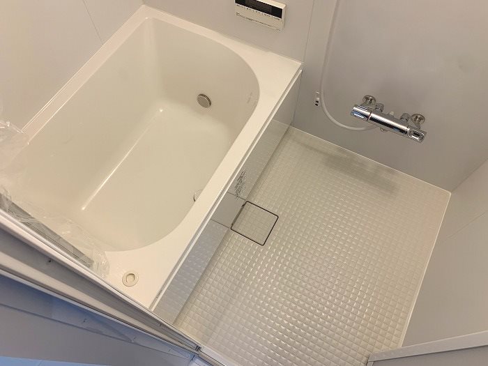 バス・シャワールーム　同物件別部屋参考写真です
