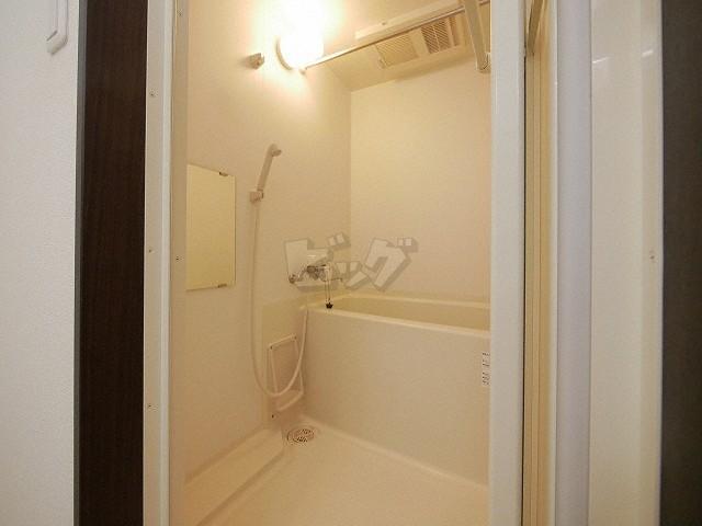 地下鉄東豊線 学園前駅 徒歩5分 4階建 築13年の風呂写真