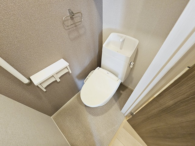 地下鉄長堀鶴見緑地線 門真南駅 徒歩7分 3階建 築3年のトイレ写真