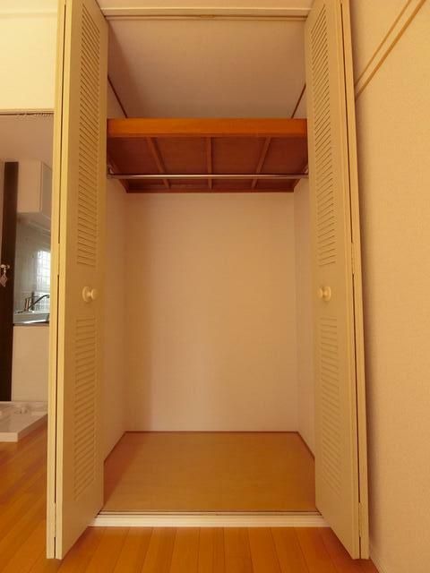 収納　※別部屋参考写真。