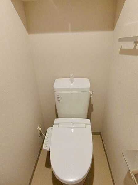 東京メトロ銀座線 田原町駅 徒歩4分 13階建 築11年のトイレ写真