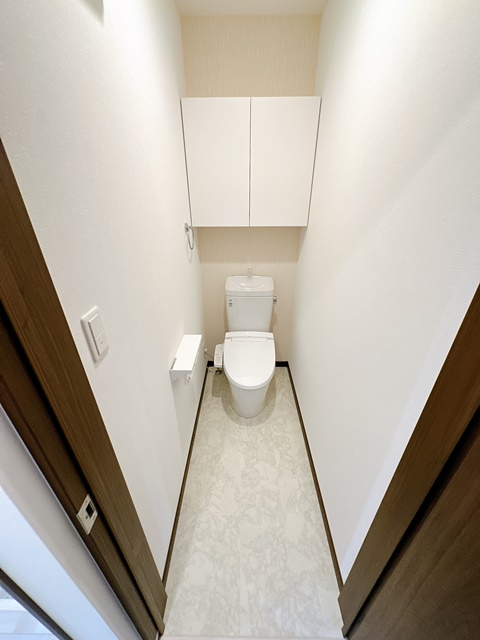 ＪＲ東海道本線 千里丘駅 徒歩8分 2階建 築2年のトイレ写真