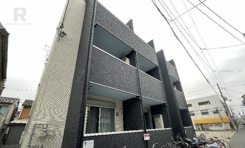 ALBAの外観写真